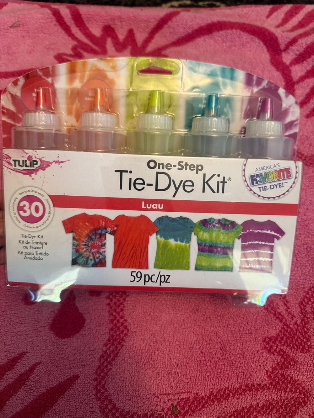 NEW in box Tulip One-Step Tie-Dye Kit - Multicolor Luau